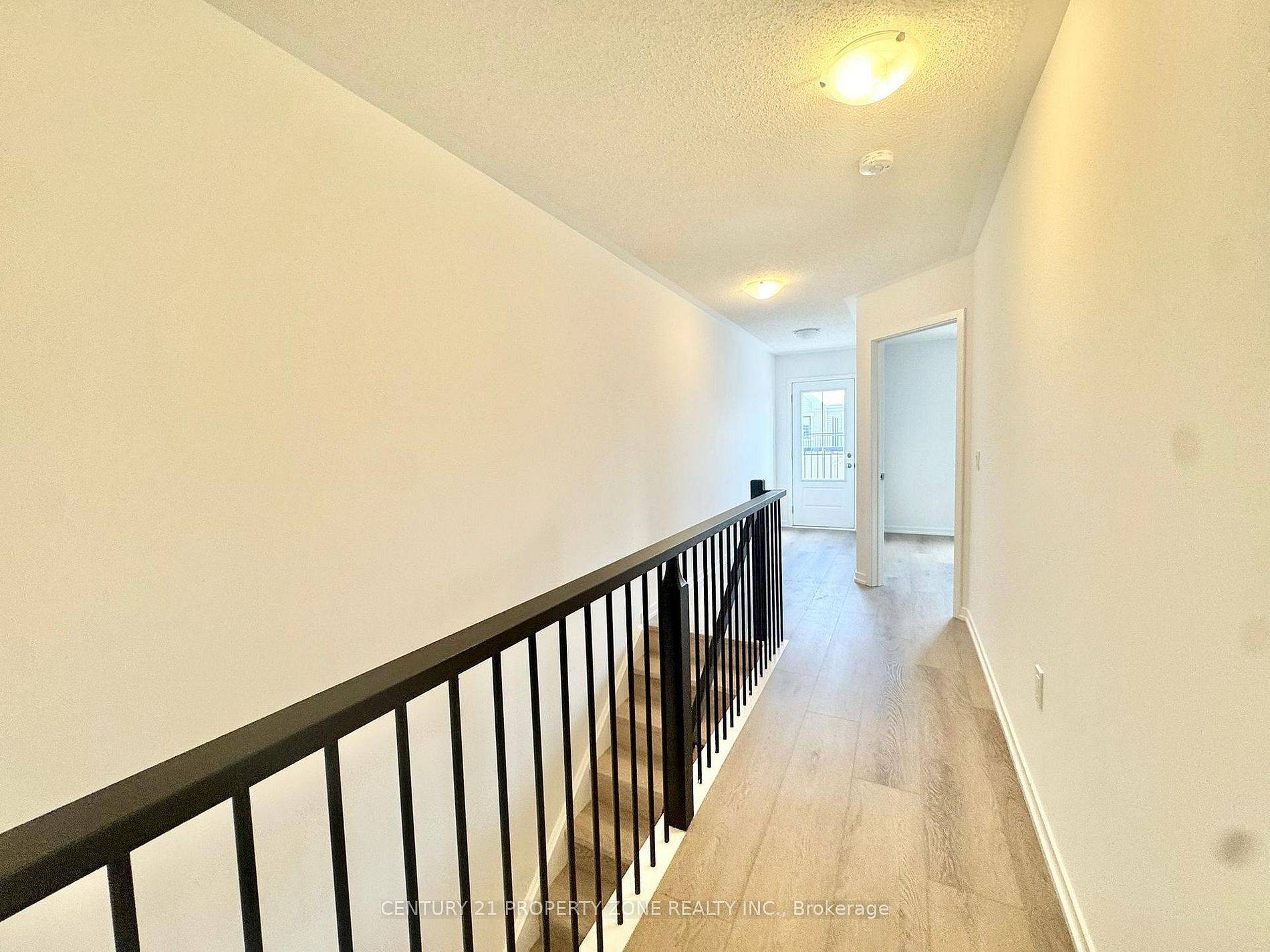 49 Kingbird Common, Cambridge, ON N1R 5S2