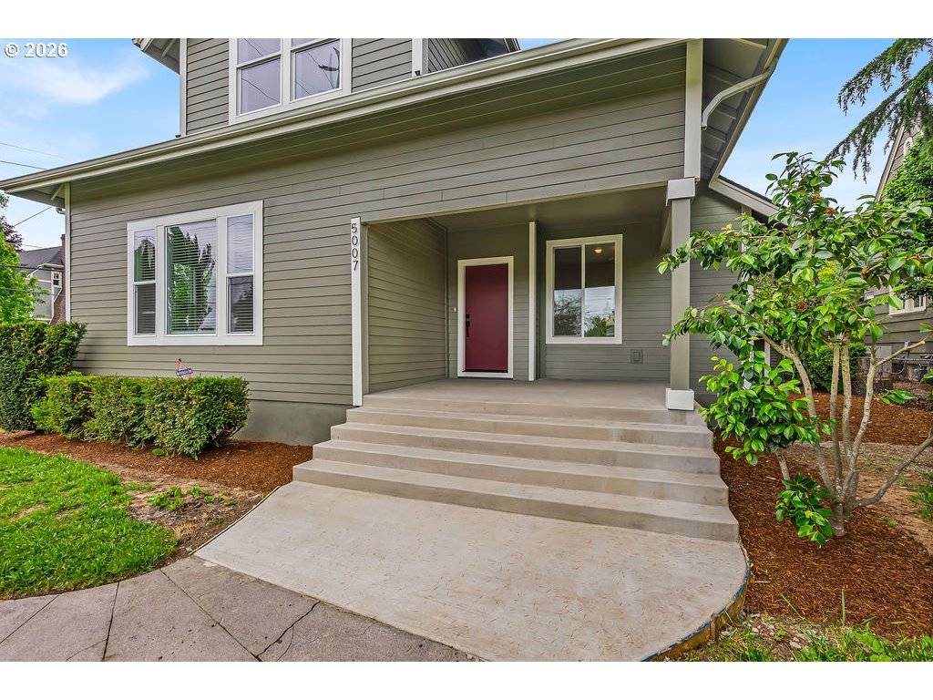 5007 SE STARK ST, Portland, OR 97215