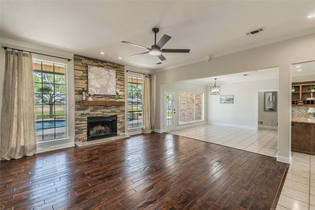 13507 Friendship Road, Pilot Point, TX 76258