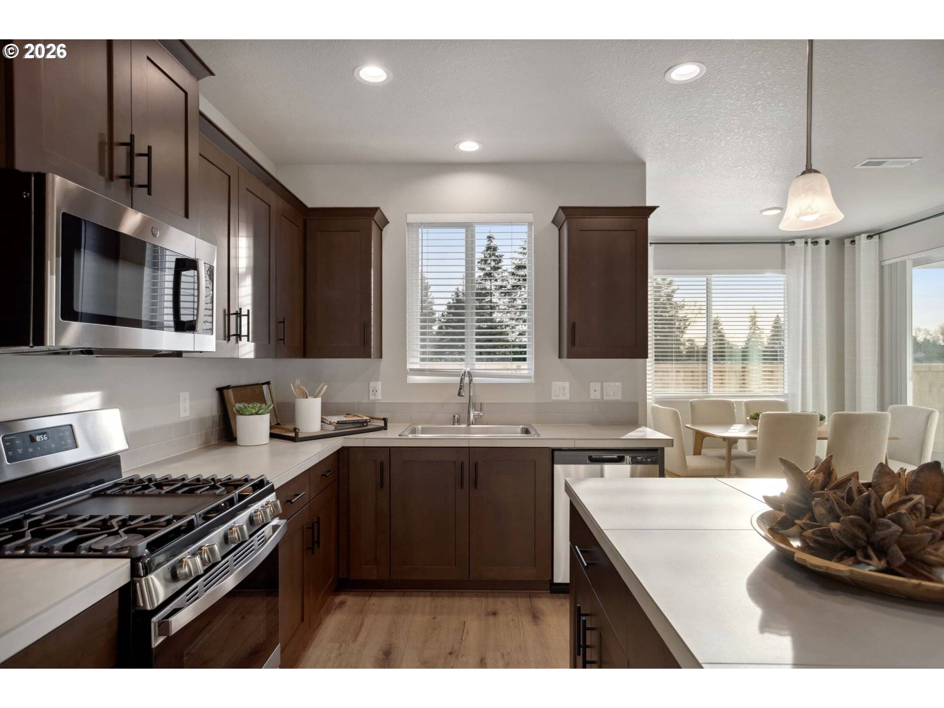 795 Magnolia AVE, Woodburn, OR 97071