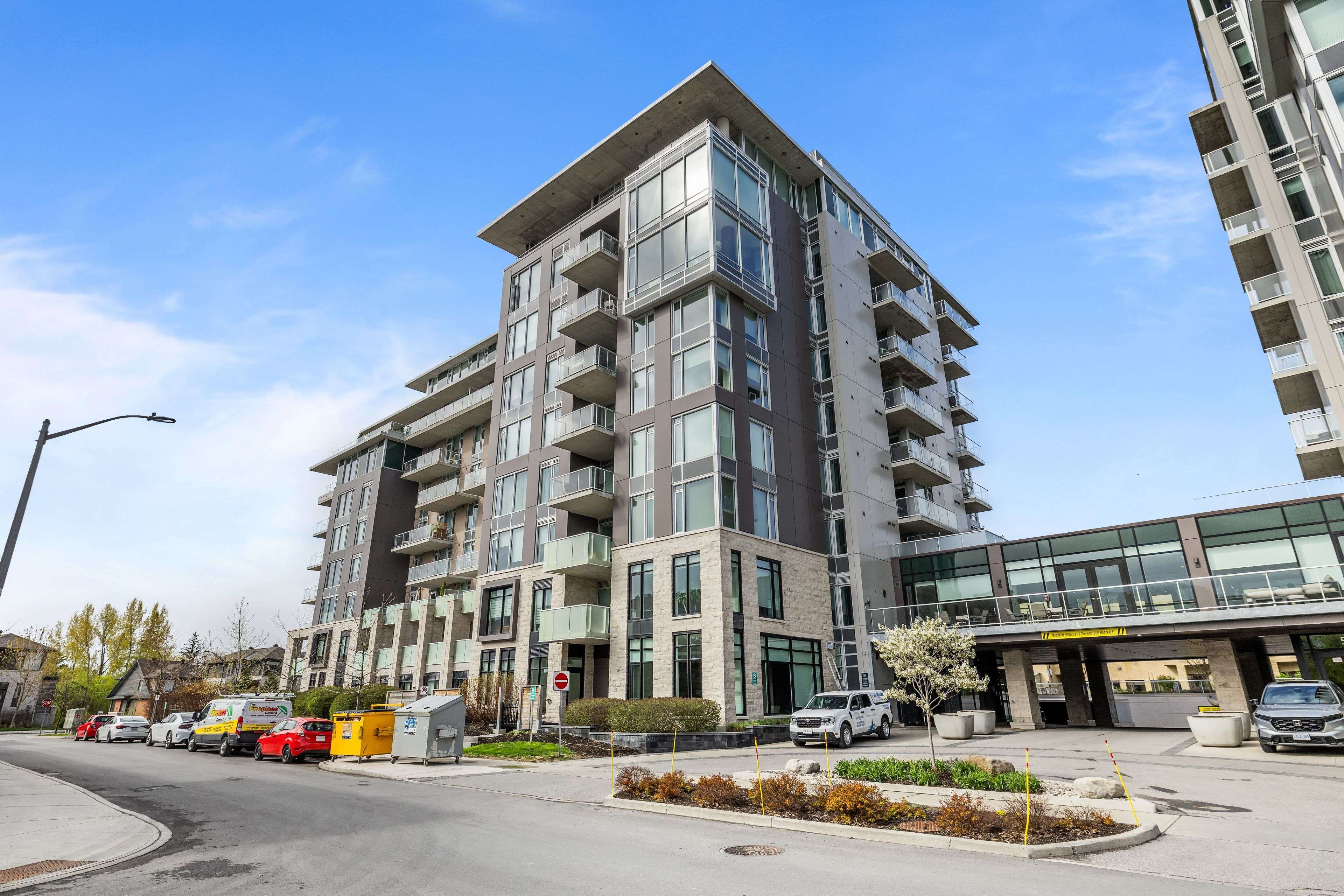 530 De Mazenod AVE #201, Glebe - Ottawa East And Area, ON K1S 5W8