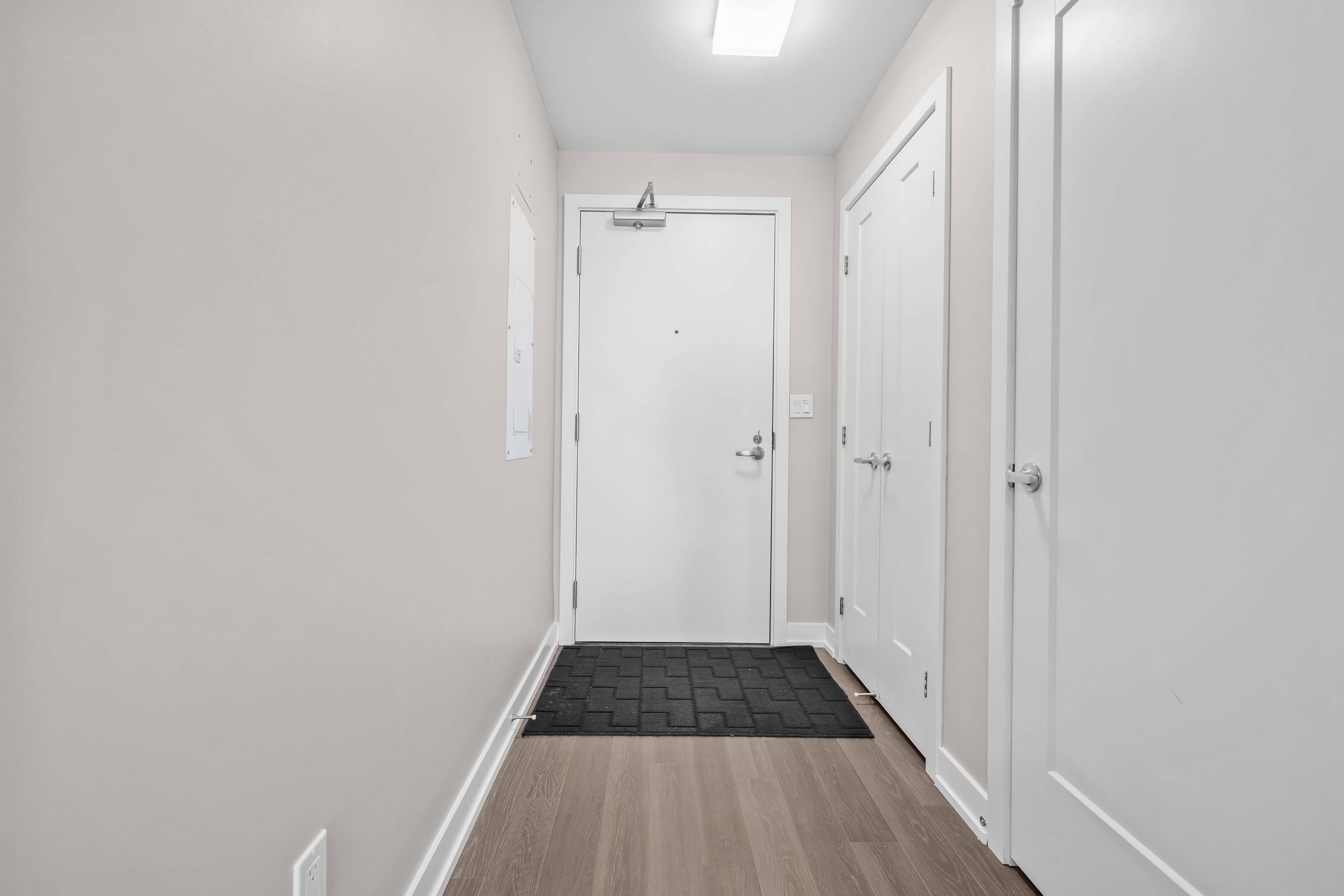 530 De Mazenod AVE #201, Glebe - Ottawa East And Area, ON K1S 5W8