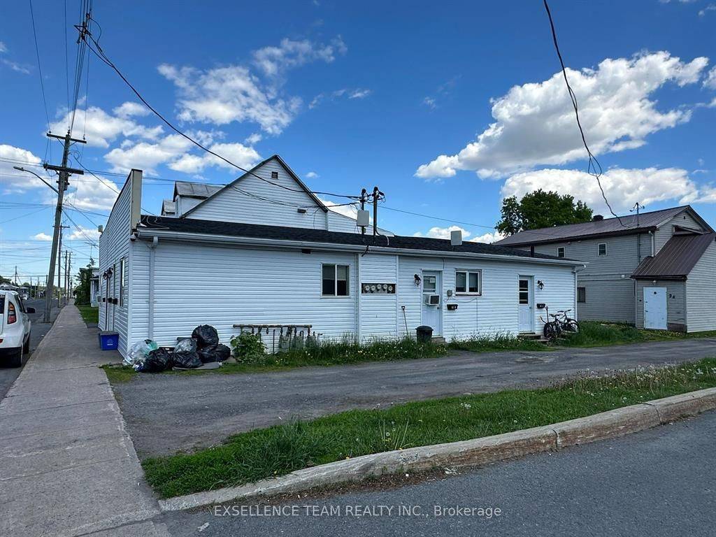 28 Lochiel RD, North Glengarry, ON K0C 1A0