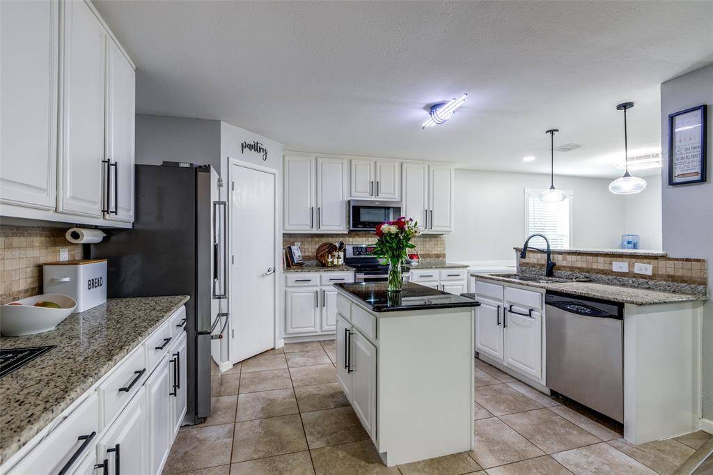2308 Spruce Meadow Lane, Mckinney, TX 75071