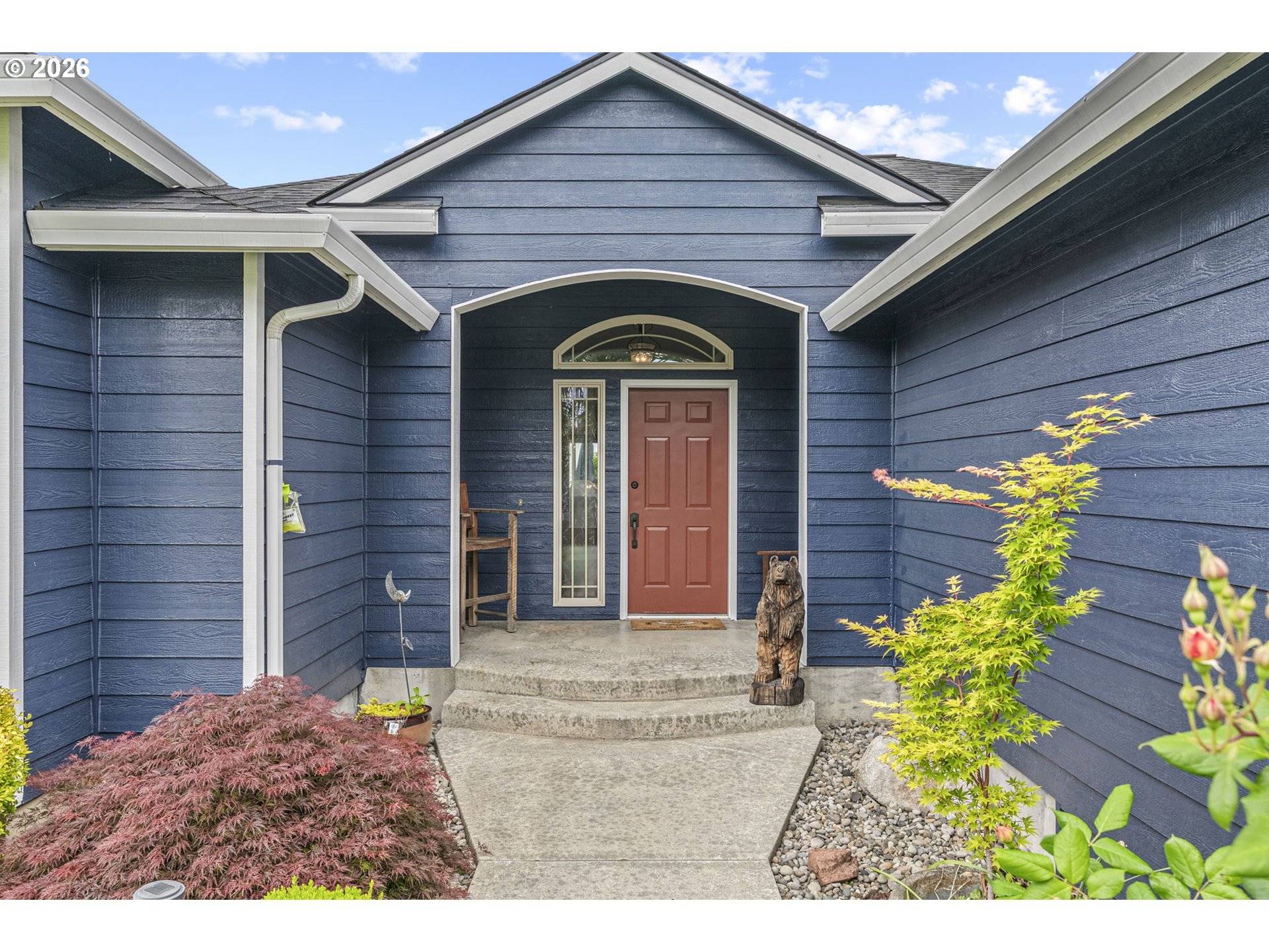16 PACIFIC PL, Longview, WA 98632