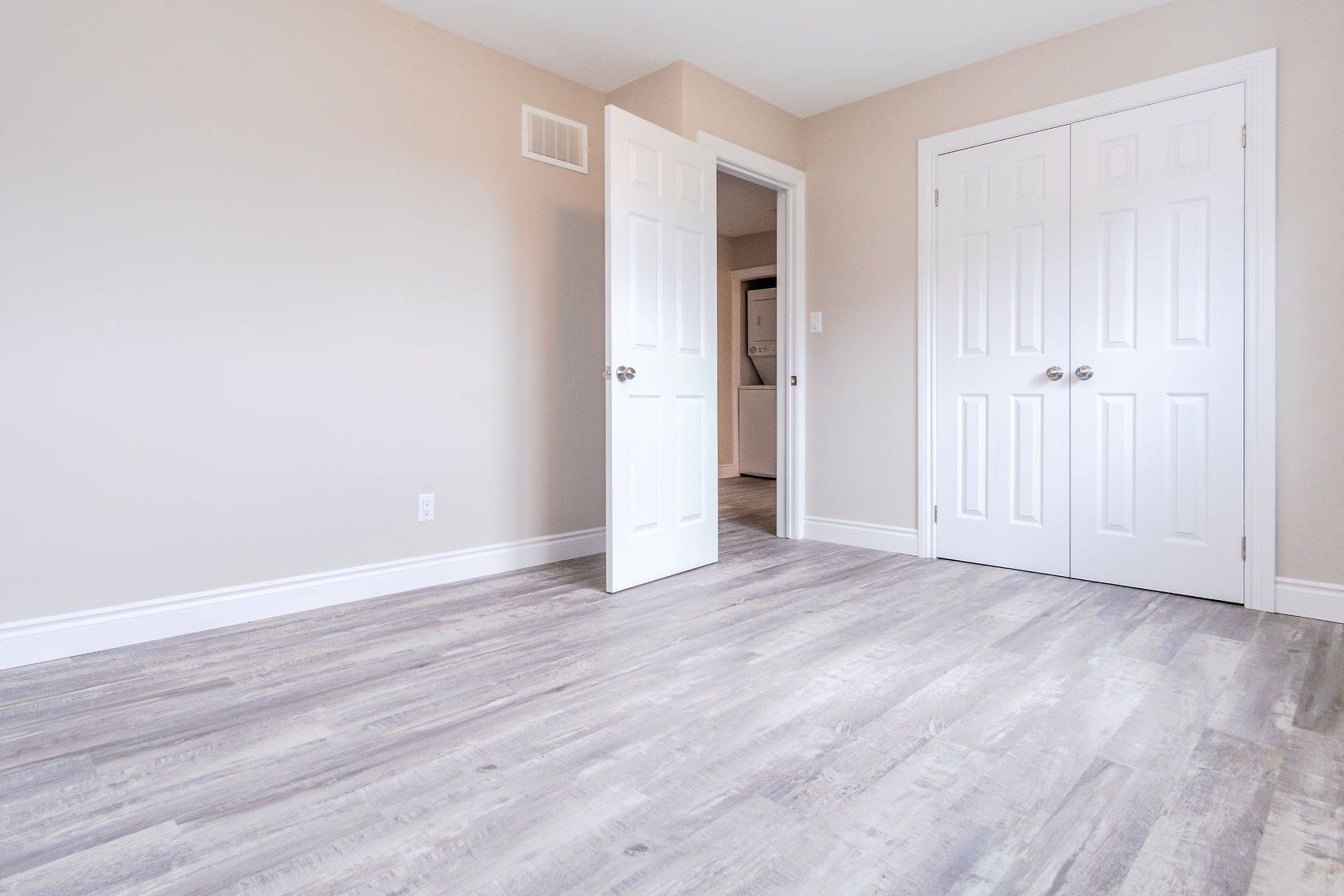 321 Warrington RD, Clearview, ON L0M 1S0
