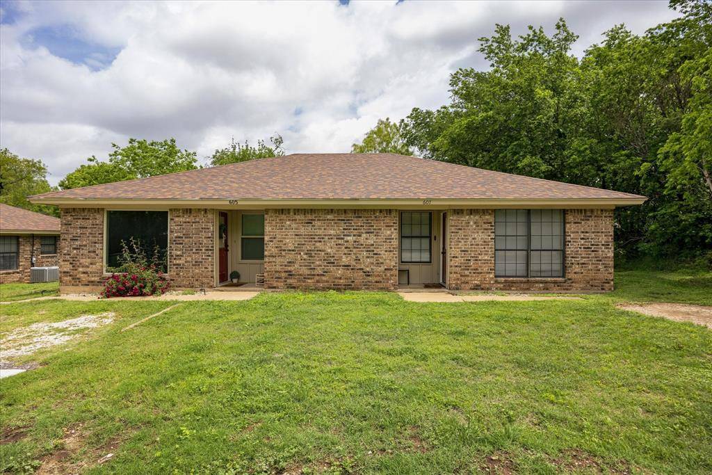 605-607 Clay Street, Glen Rose, TX 76043