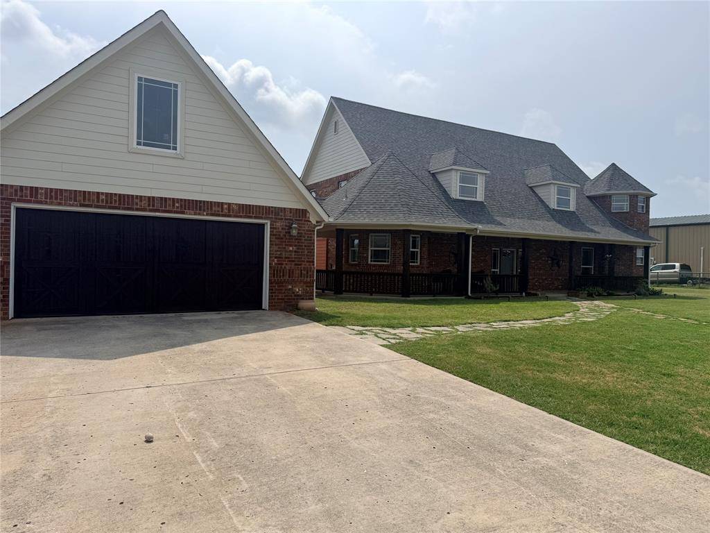 250 Newfield Lane, Springtown, TX 76082