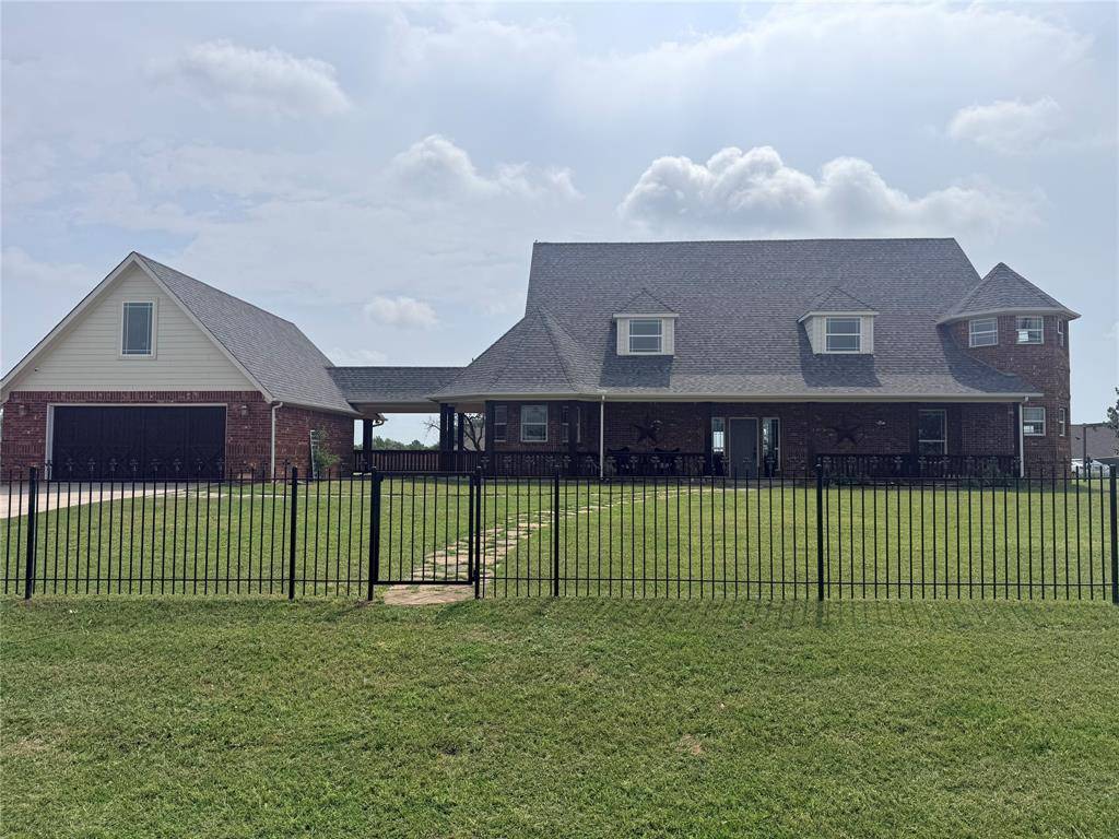 250 Newfield Lane, Springtown, TX 76082
