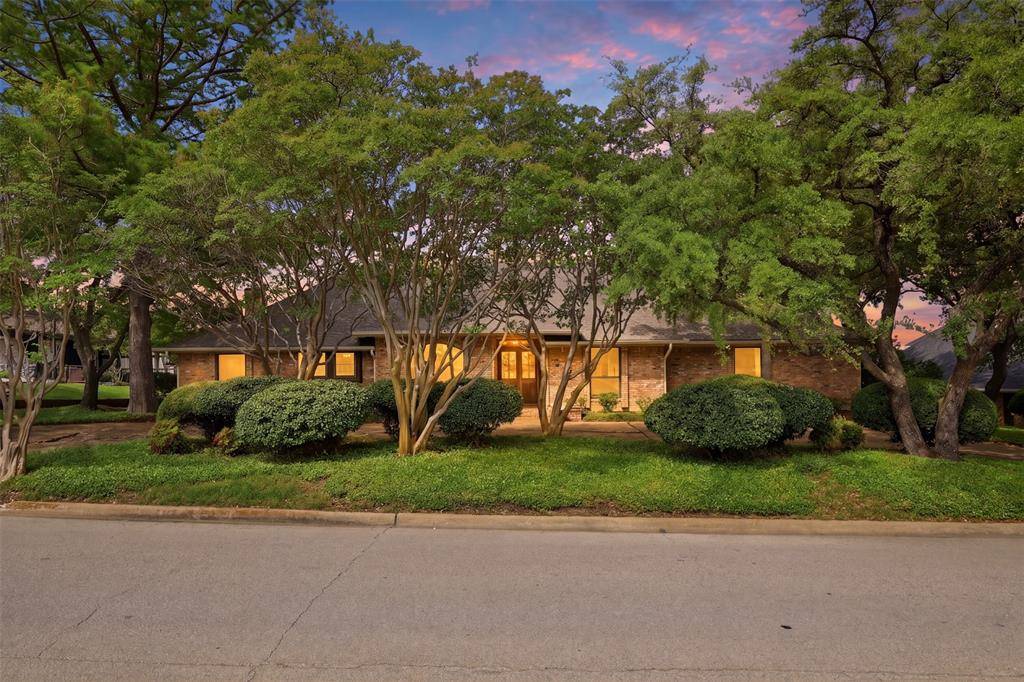 3001 S Country Club Road, Garland, TX 75043