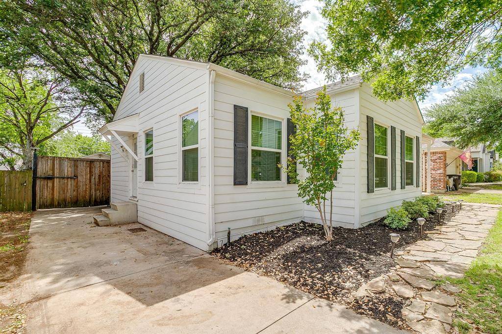 5613 Pershing Avenue, Fort Worth, TX 76107
