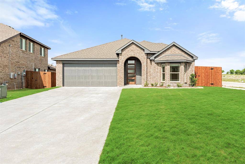 920 Elk Ridge Run, Godley, TX 76044