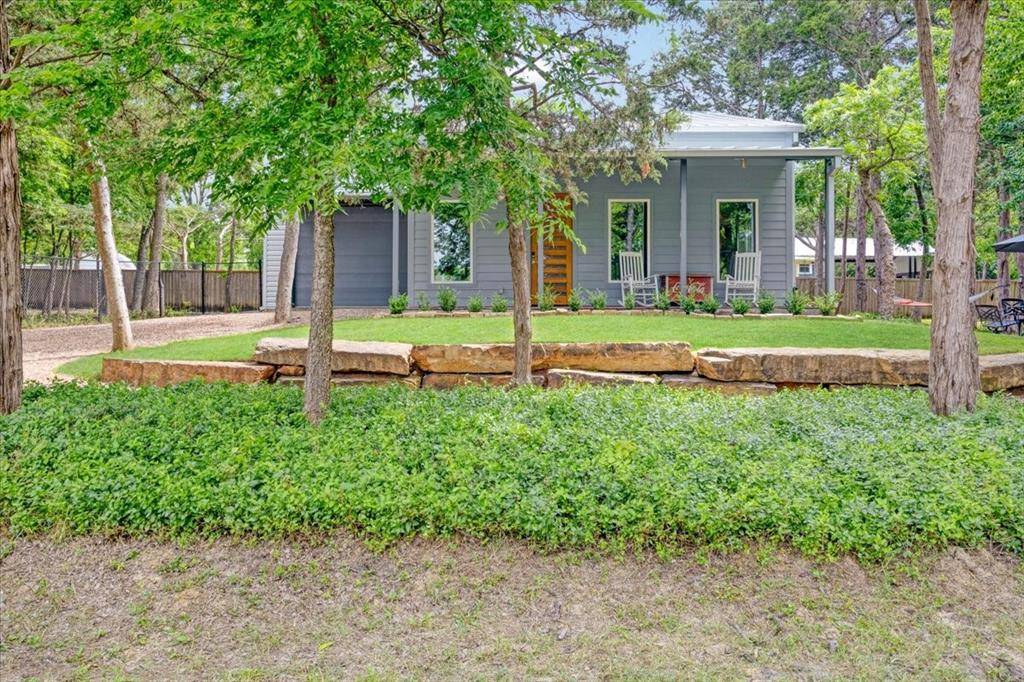202 Parker Drive, Pottsboro, TX 75076