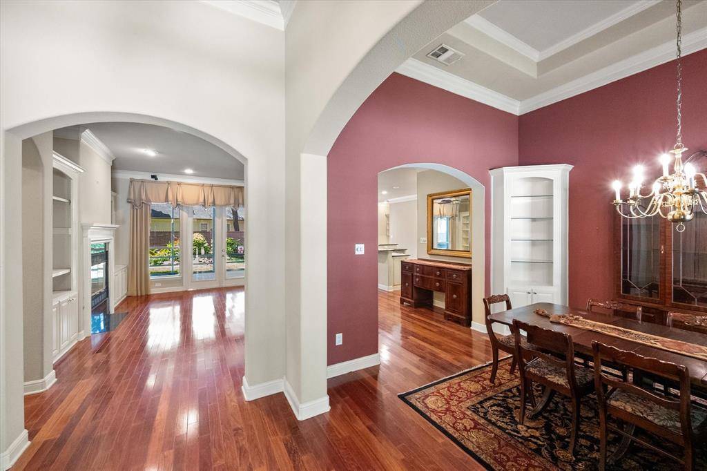 6100 Forest River Drive, Fort Worth, TX 76112