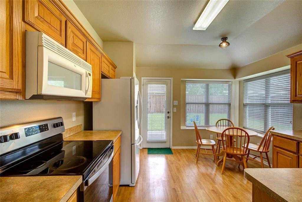 231 Willow Creek Lane, Terrell, TX 75160