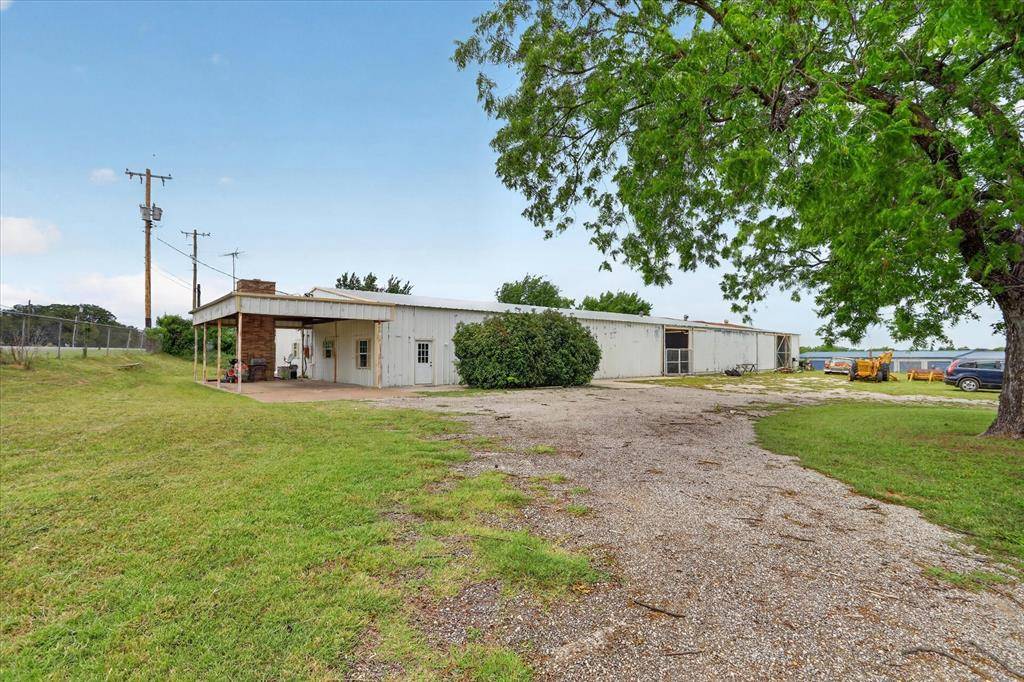 1092 W Highway 199, Springtown, TX 76082