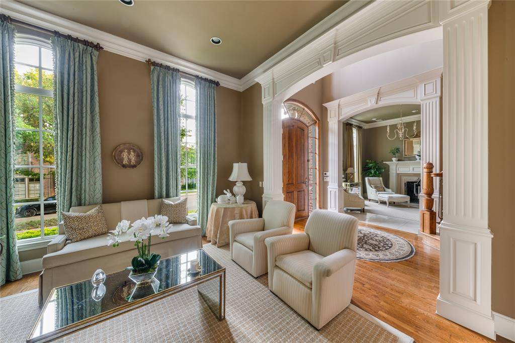 6911 Forest Glen Drive, Dallas, TX 75230