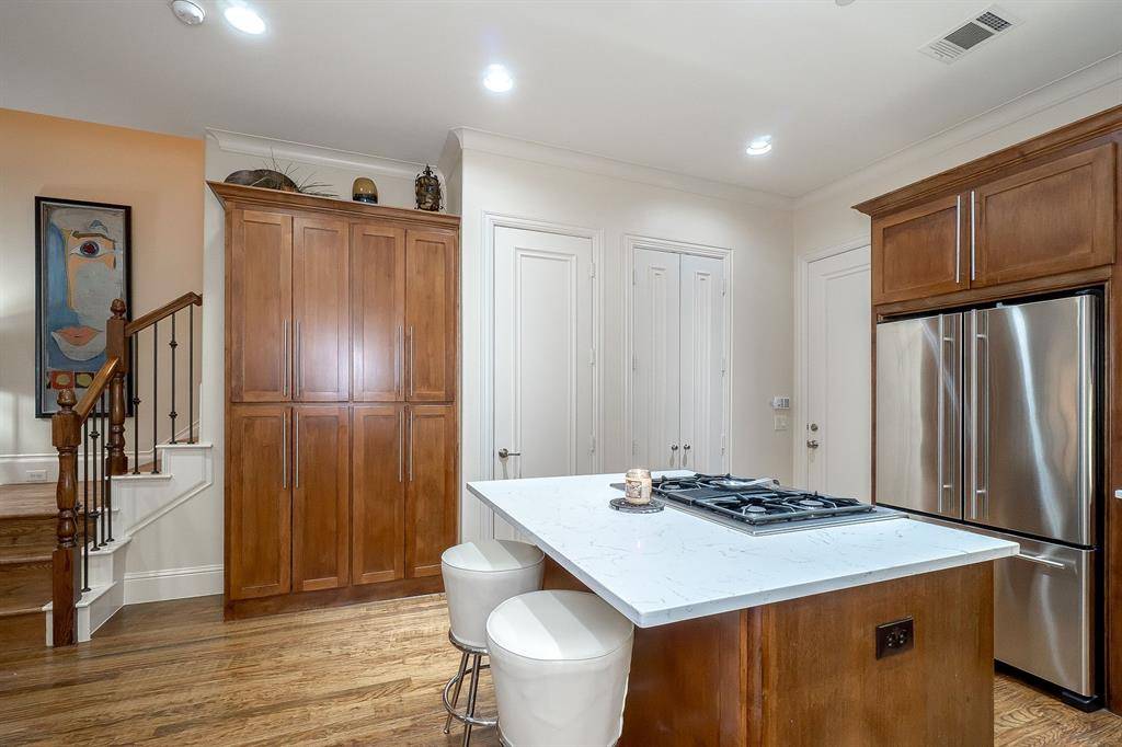 14745 Stanford Court, Addison, TX 75254