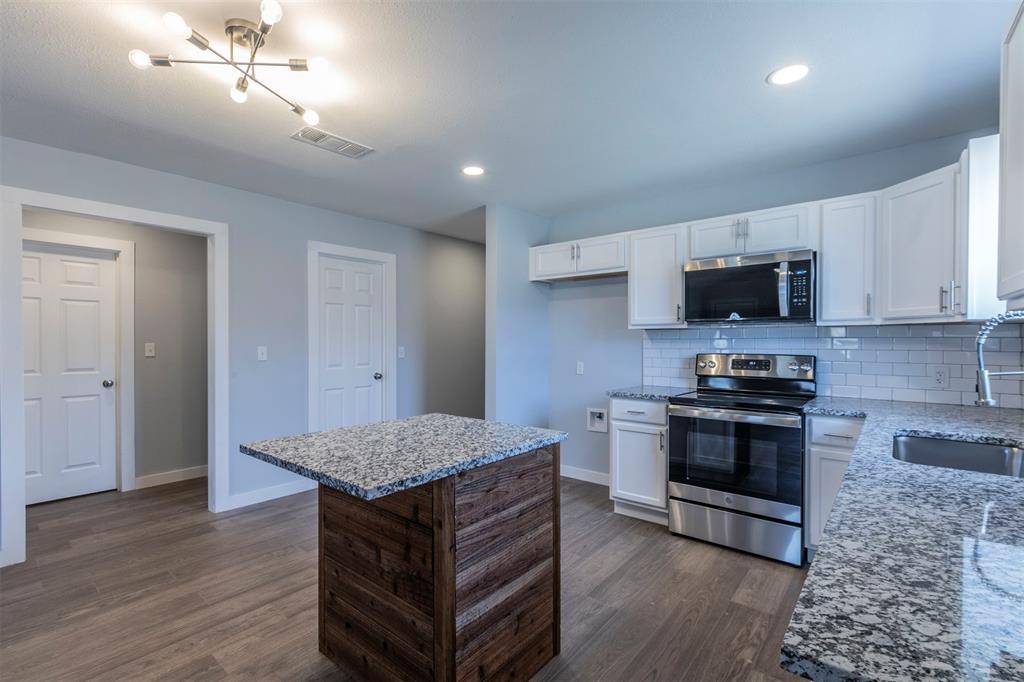 824 Buckboard Drive, De Leon, TX 76444
