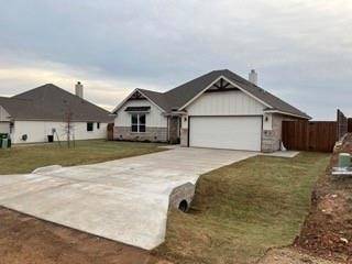 4007 Gallivant Drive, Granbury, TX 76049
