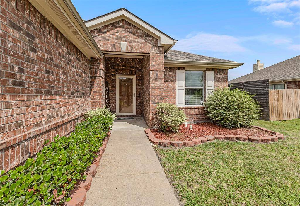 308 Long Prairie Drive, Forney, TX 75126