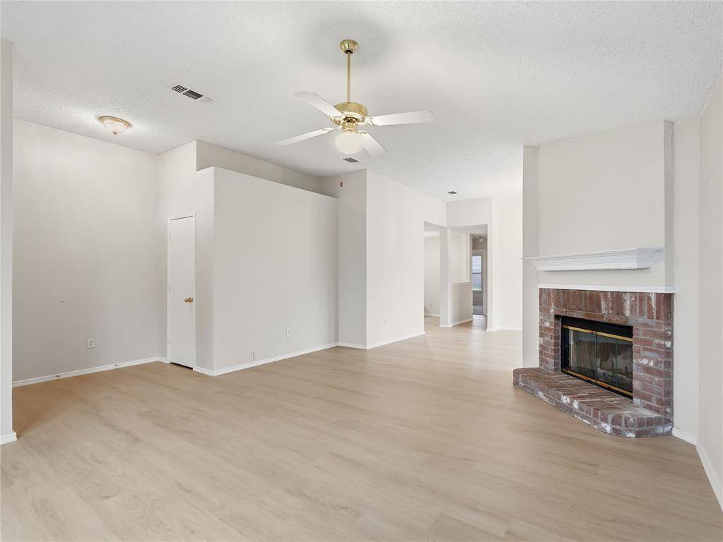 9307 Crimnson Court, Dallas, TX 75217