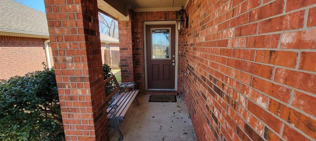 704 International Drive, Euless, TX 76039