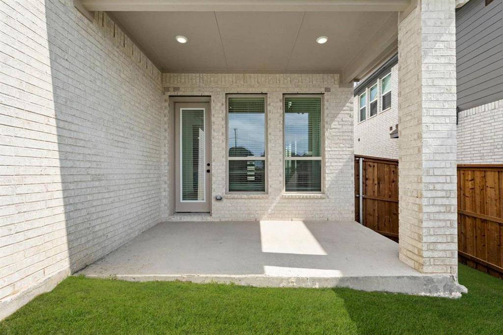 817 Meadow Spring Lane, Anna, TX 75409