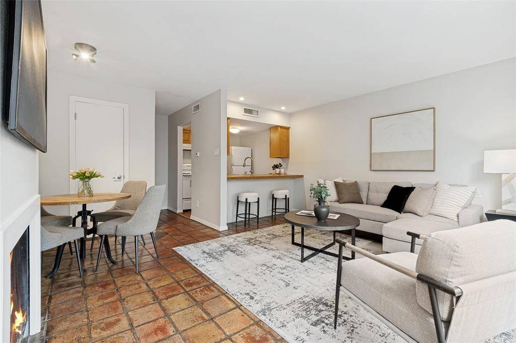 2702 Douglas Avenue #143, Dallas, TX 75219