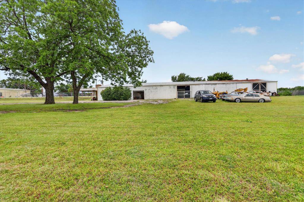 1092 W Highway 199, Springtown, TX 76082