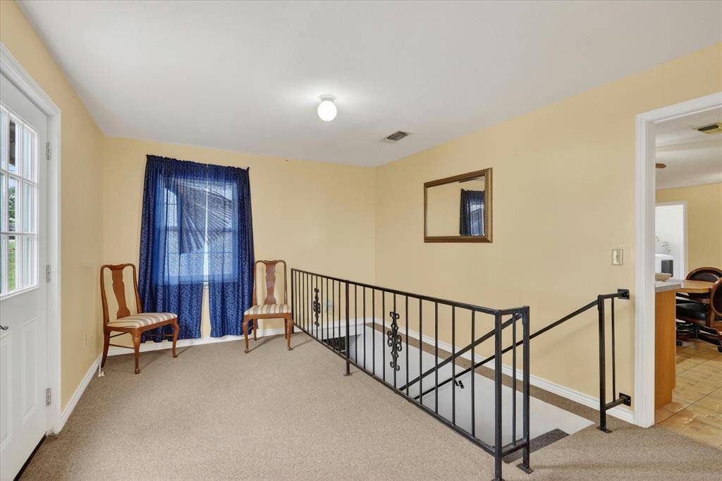 1092 W Highway 199, Springtown, TX 76082