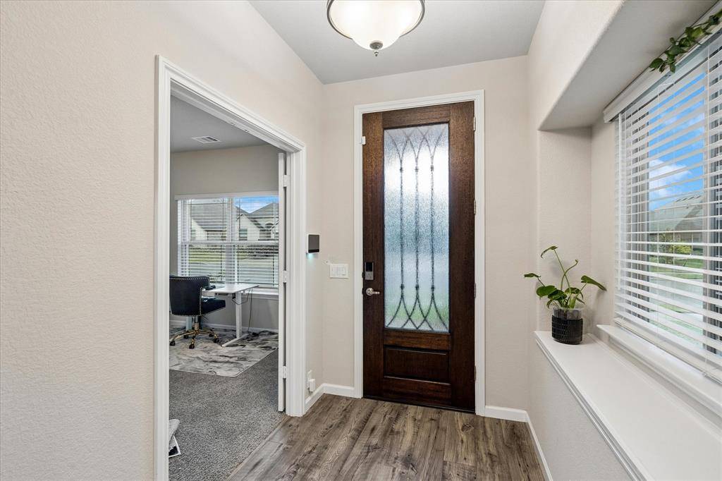 4425 Ridgehurst Lane, Fort Worth, TX 76036