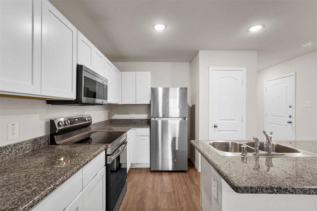 2208 Sayle Street, Greenville, TX 75401
