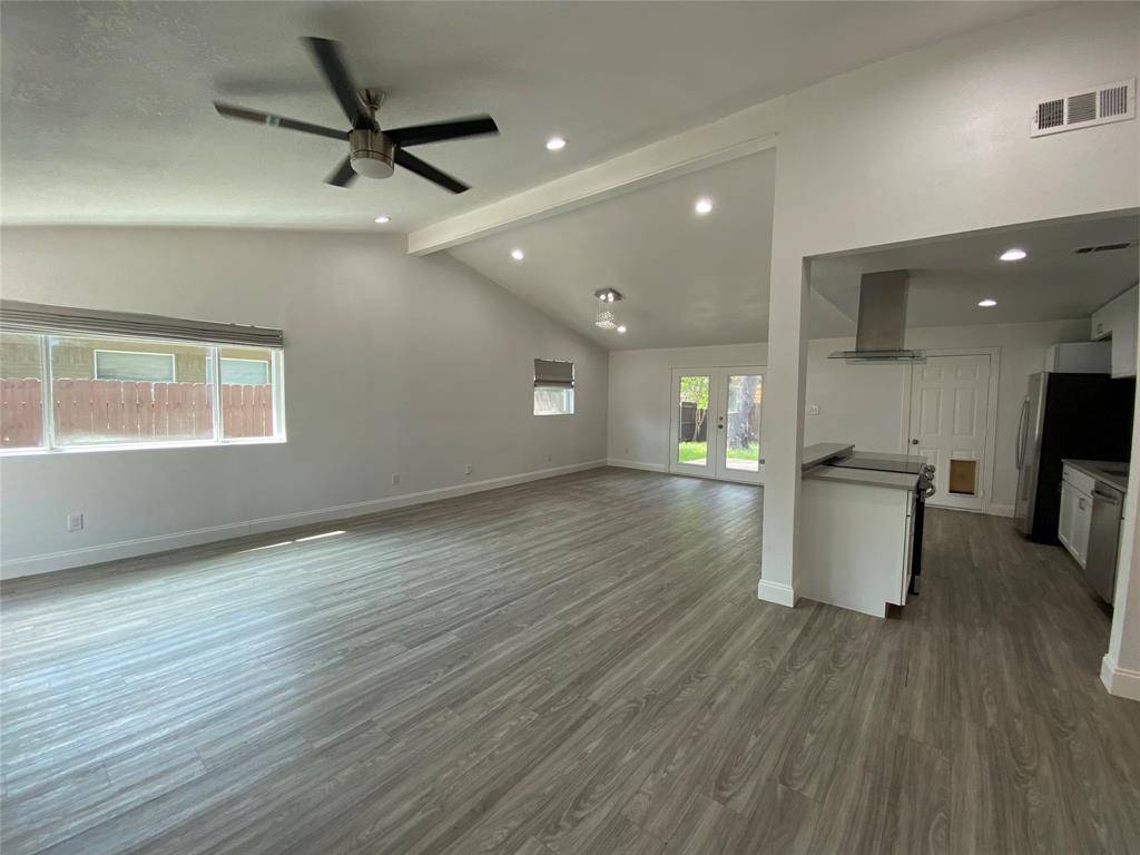 3035 Townsend Drive, Dallas, TX 75229