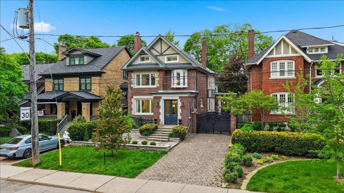 38 Glenrose AVE, Toronto C09, ON M4T 1K4