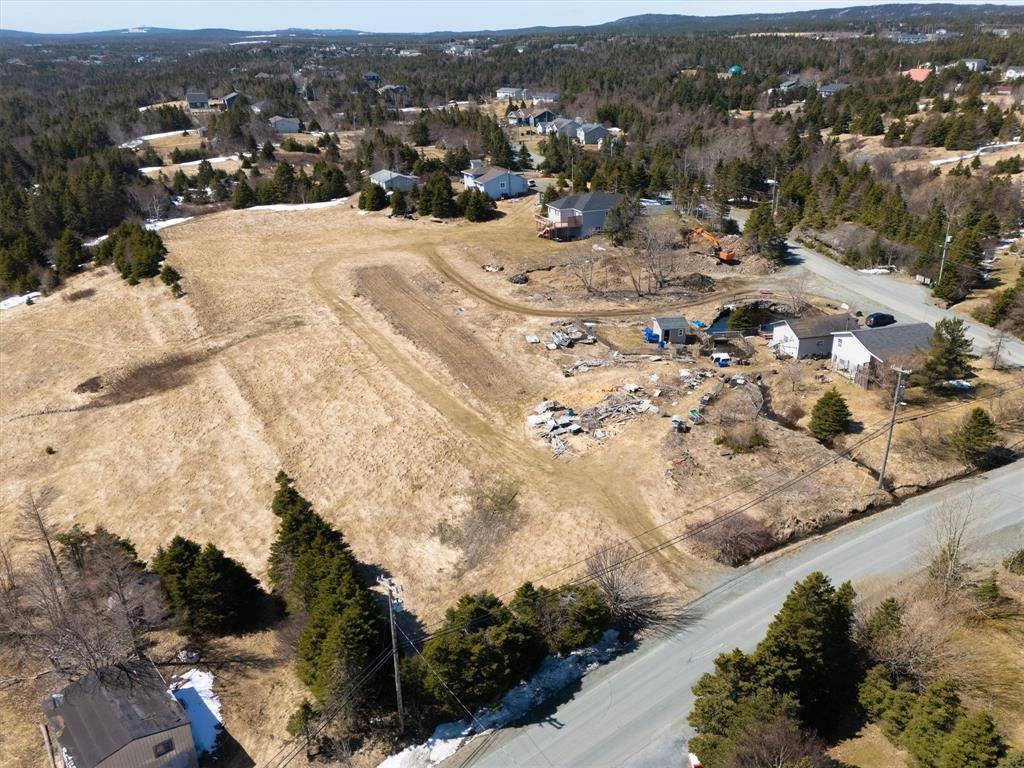 555 Windgap Road, Flatrock, NL A1K 1E1