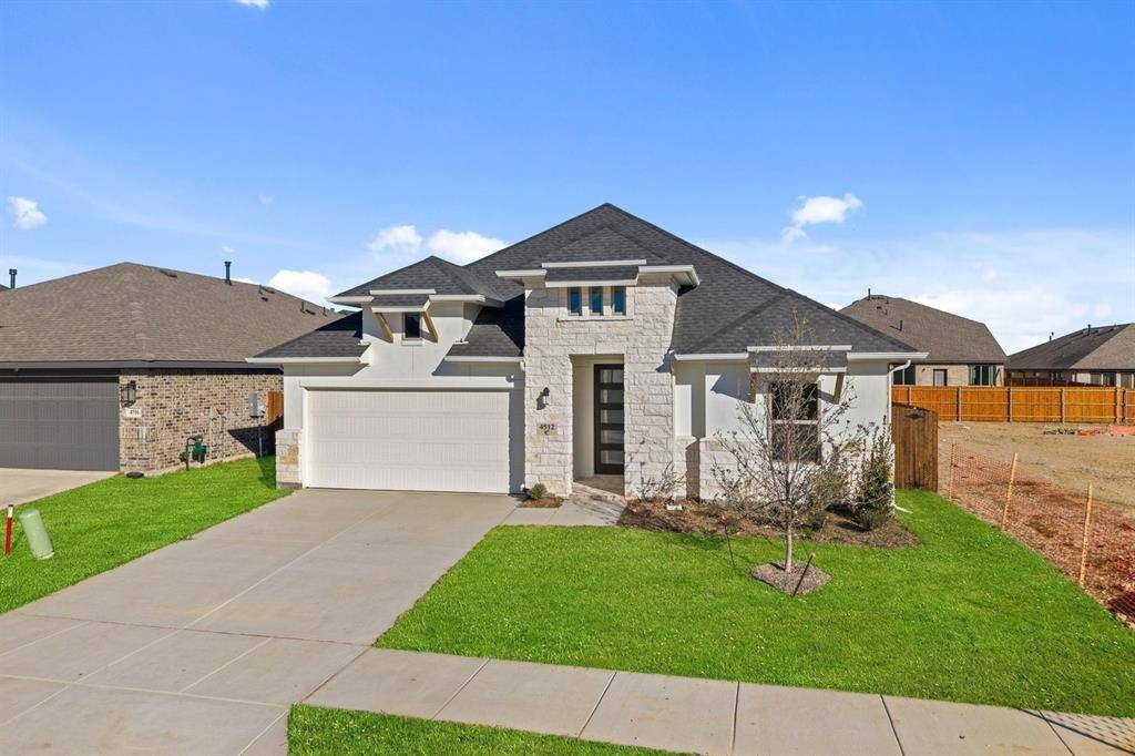 4512 Norcross Drive, Fort Worth, TX 76036