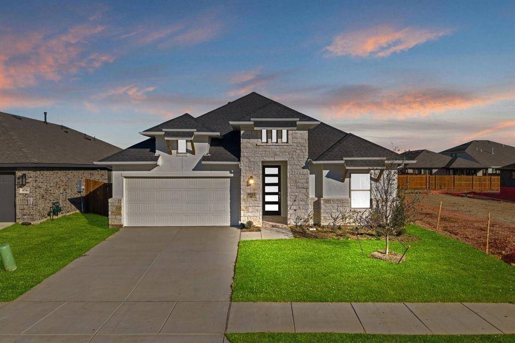 4512 Norcross Drive, Fort Worth, TX 76036