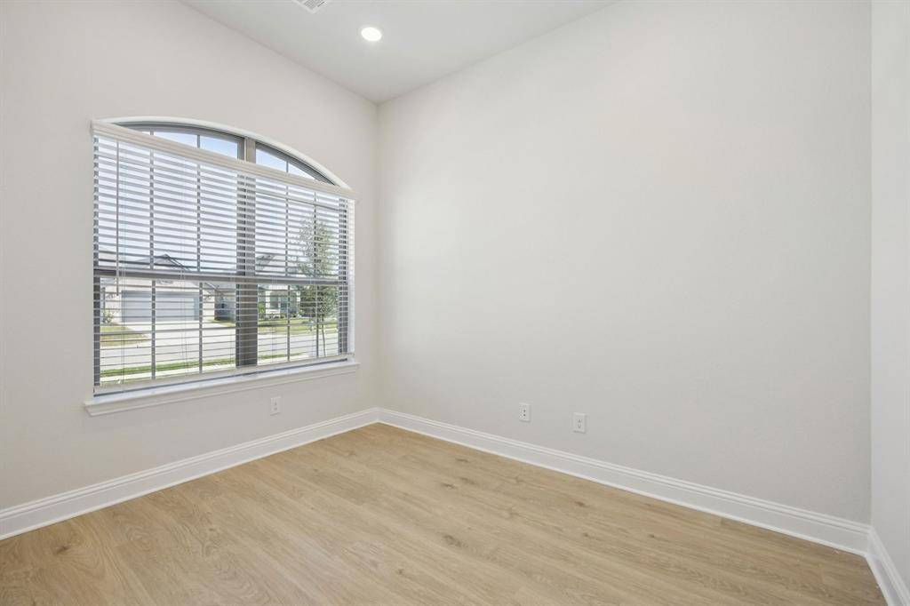 4513 Snakeweed Street, Fort Worth, TX 76036