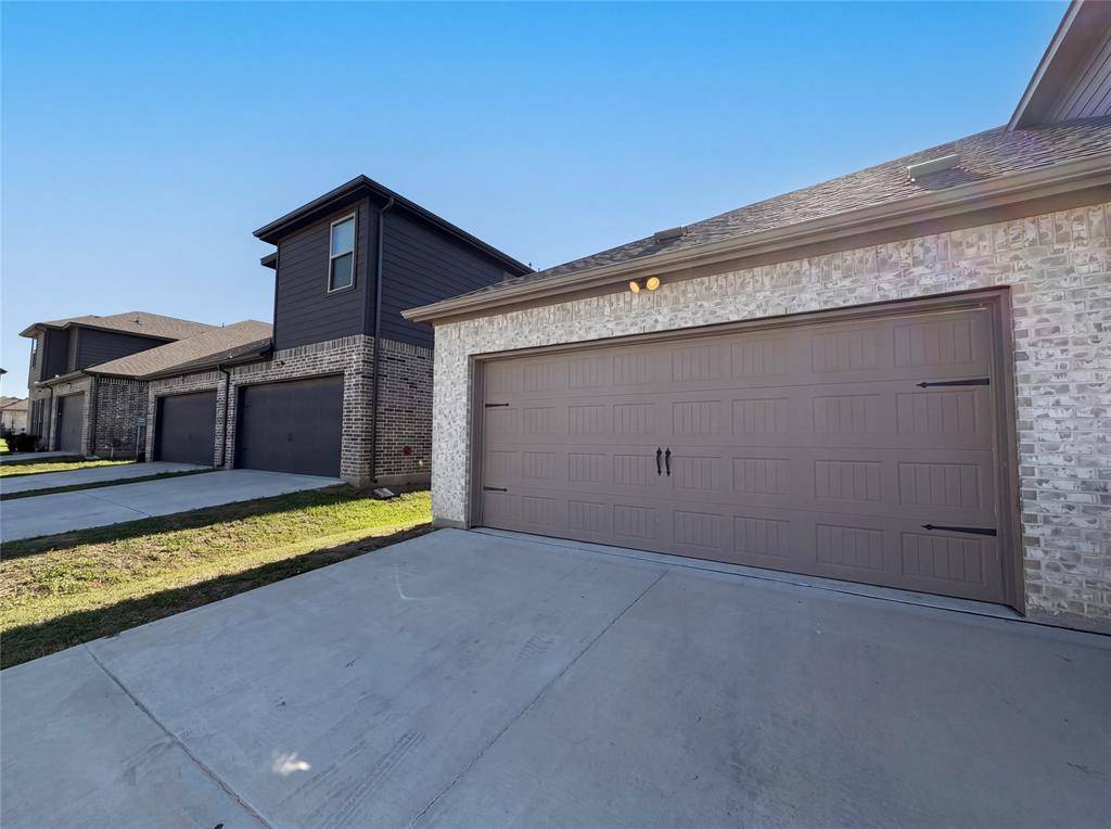 6705 Farsight Drive, Fort Worth, TX 76179