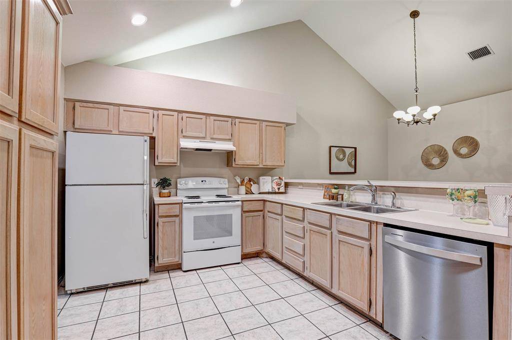 6152 Haley Lane, Fort Worth, TX 76132