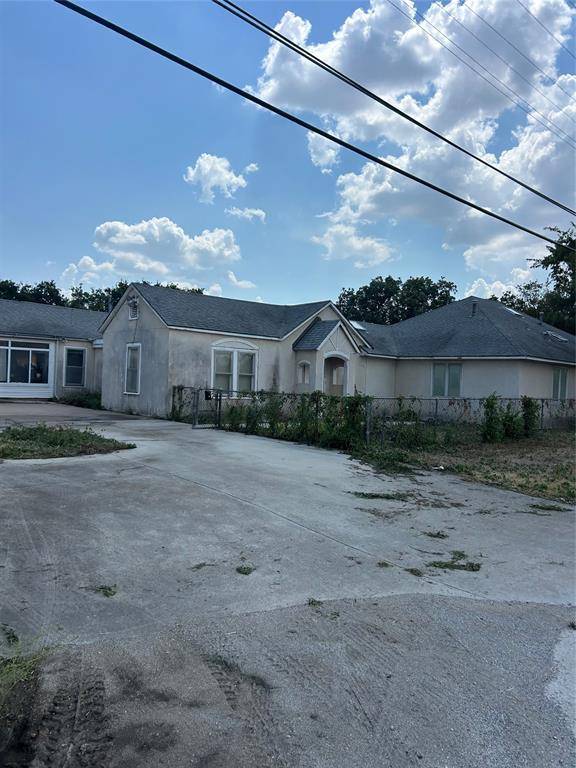 175 W Second Street, Rhome, TX 76078