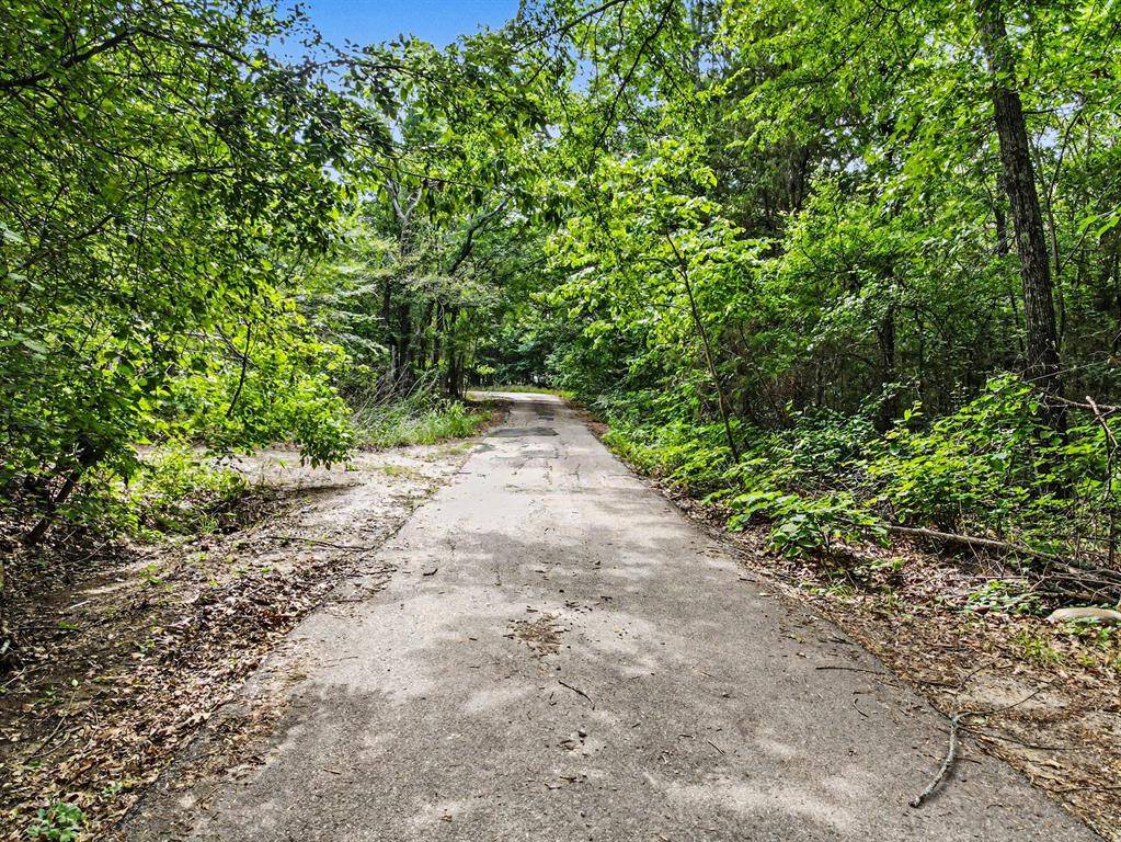 68-72 Lakeview Drive, Quinlan, TX 75474