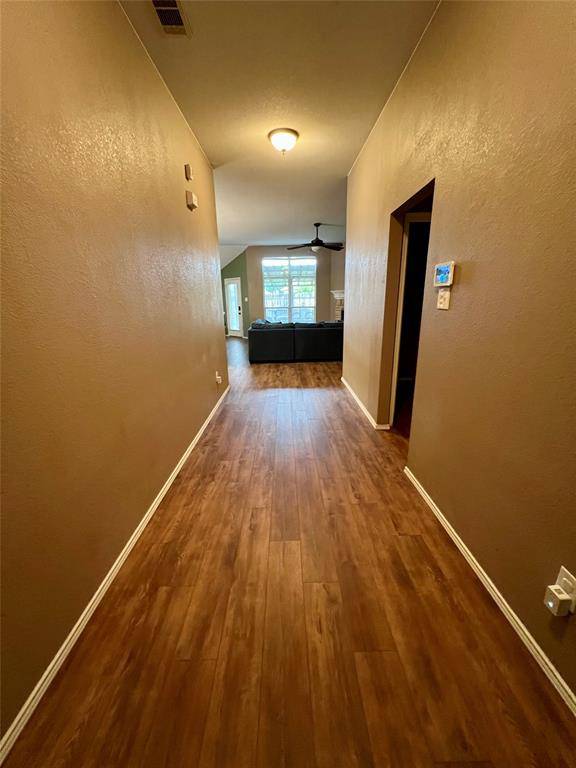 12201 Rolling Ridge Drive, Fort Worth, TX 76028