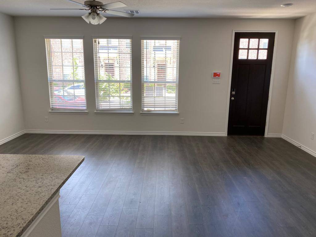 2402 Siskiyou Street, Lewisville, TX 75056