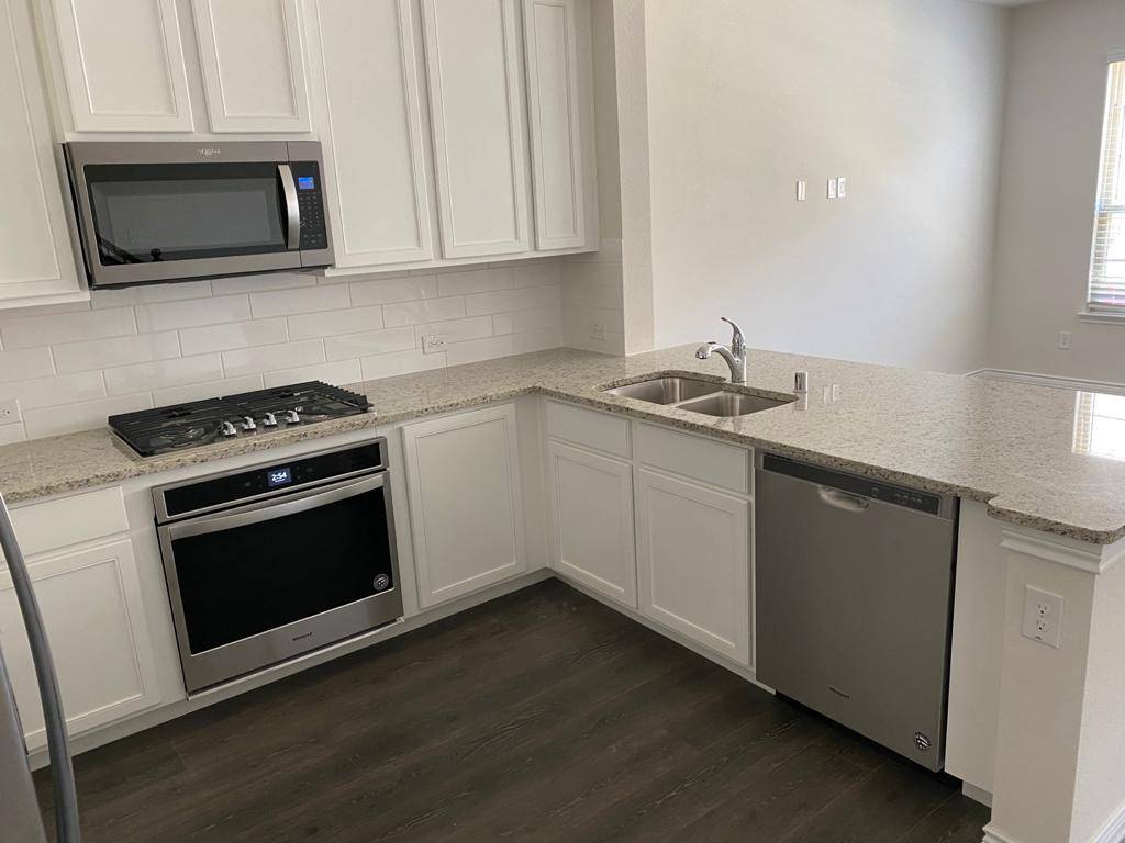 2402 Siskiyou Street, Lewisville, TX 75056