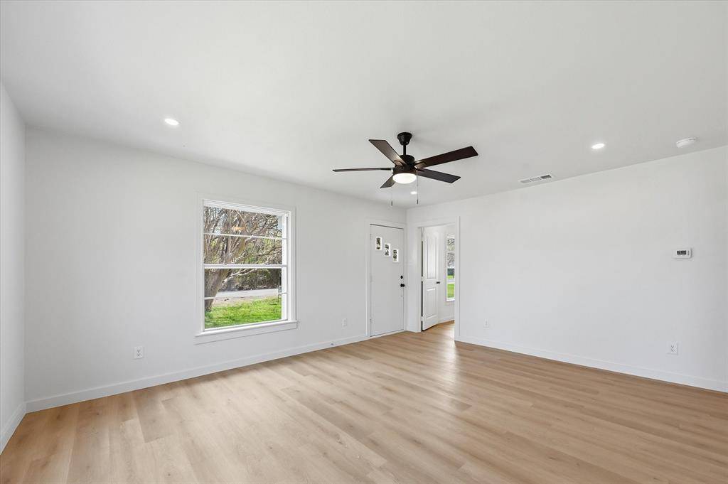 105 E Ard Street, Seagoville, TX 75159