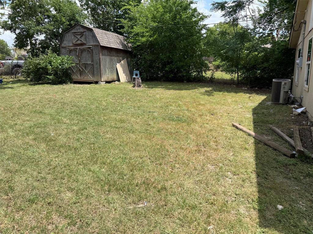 5332 Kilpatrick Avenue, Fort Worth, TX 76107
