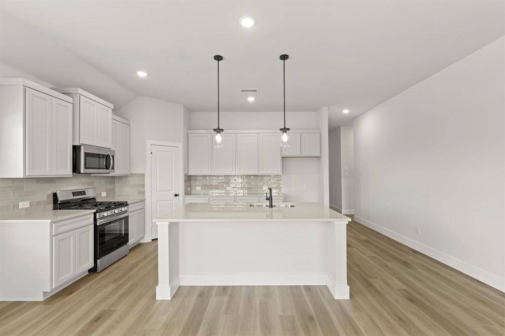 1708 Morning Mist Way, Mesquite, TX 75181