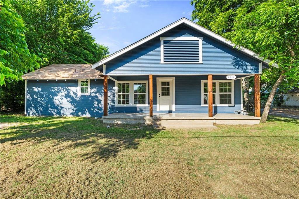1325 Navarro Drive, Corsicana, TX 75110